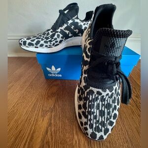 NWOT Adidas Swift Run 1.0 Womens Leopard Sneakers, Size 8.5